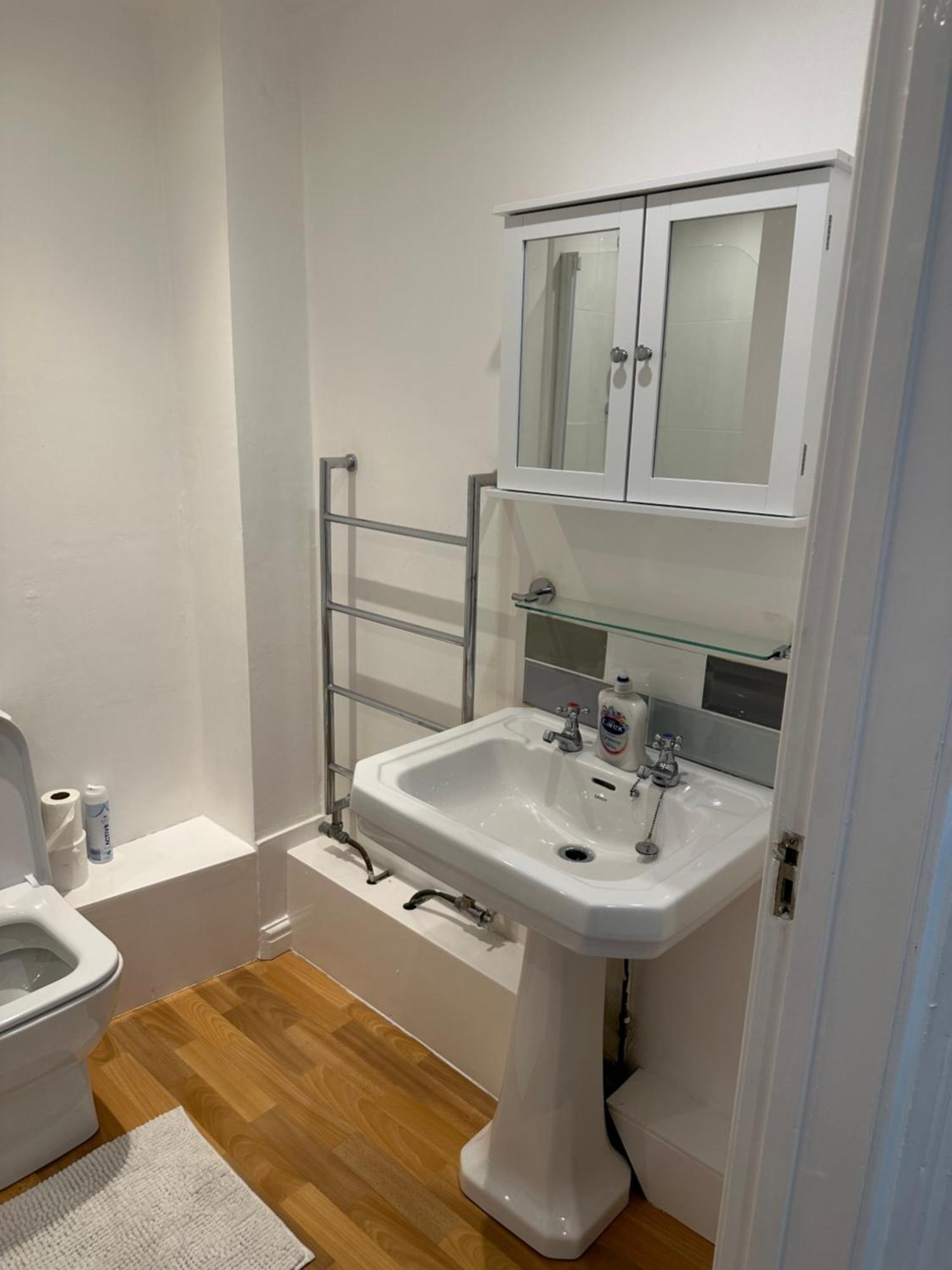 Lovely Two Bedroom Flat Thamesmead  Exteriör bild