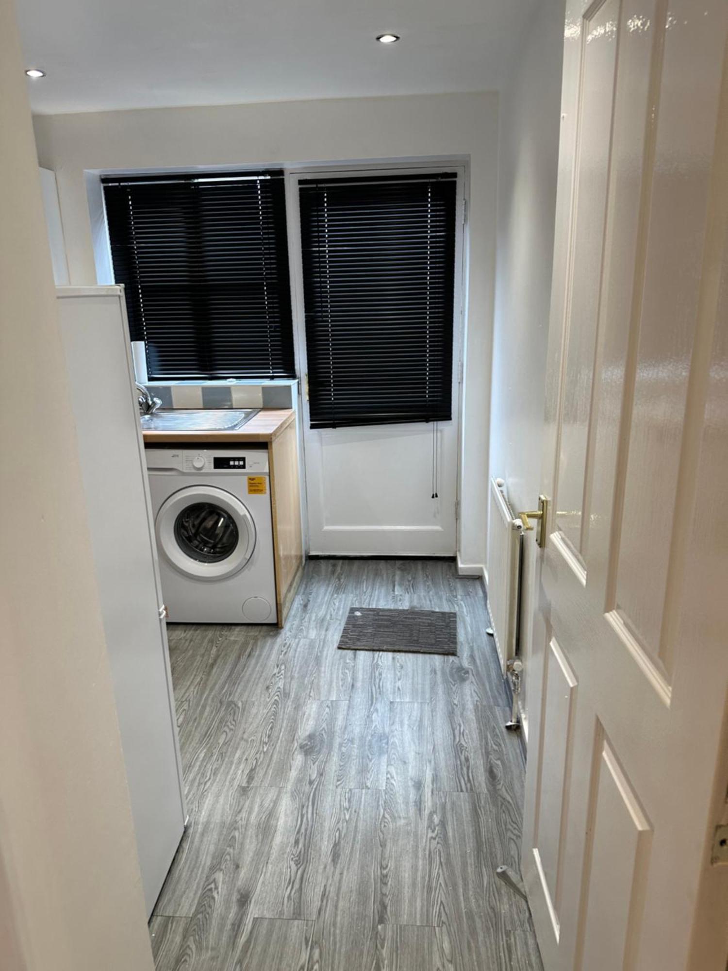 Lovely Two Bedroom Flat Thamesmead  Exteriör bild